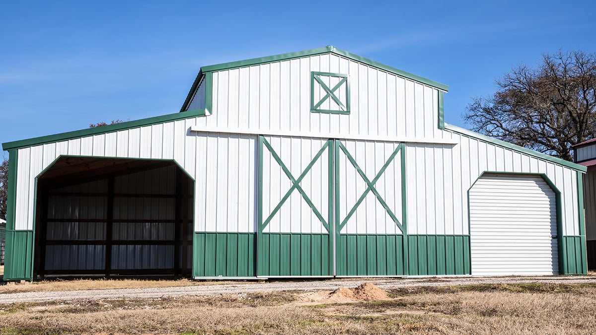 Texwin_Raised_Center_Aisle_Pole_Barn